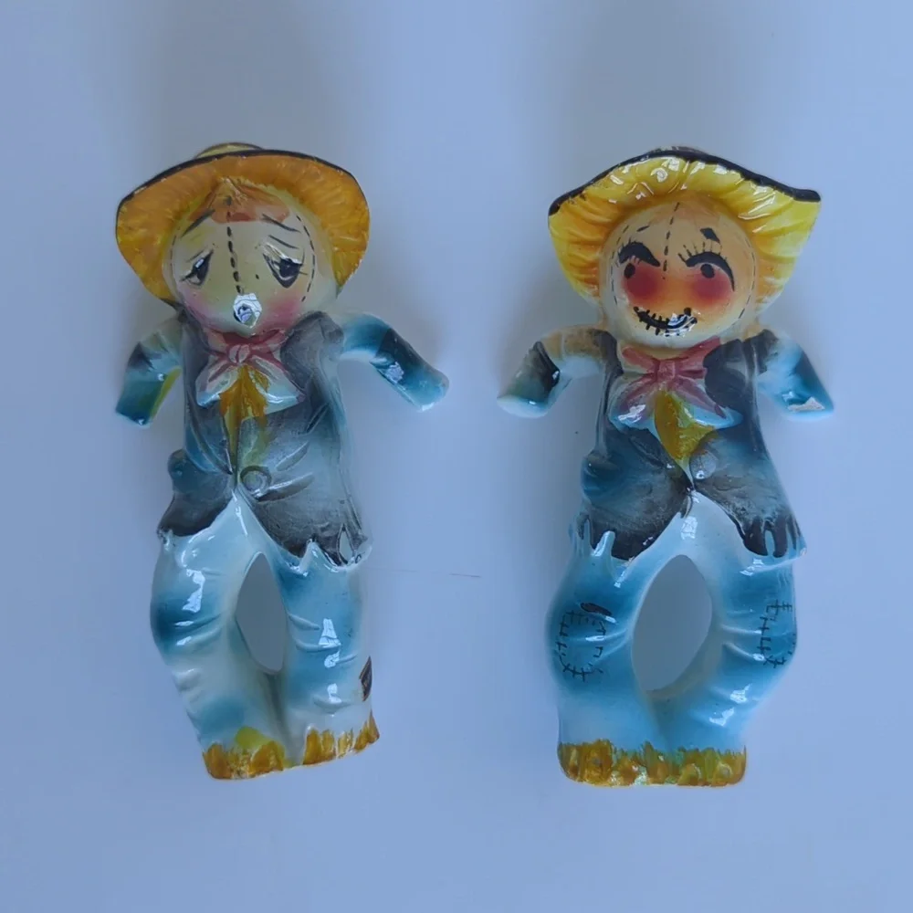 Vintage scarecrow salt and pepper shakers anthropomorphic by Holt Howard Japan